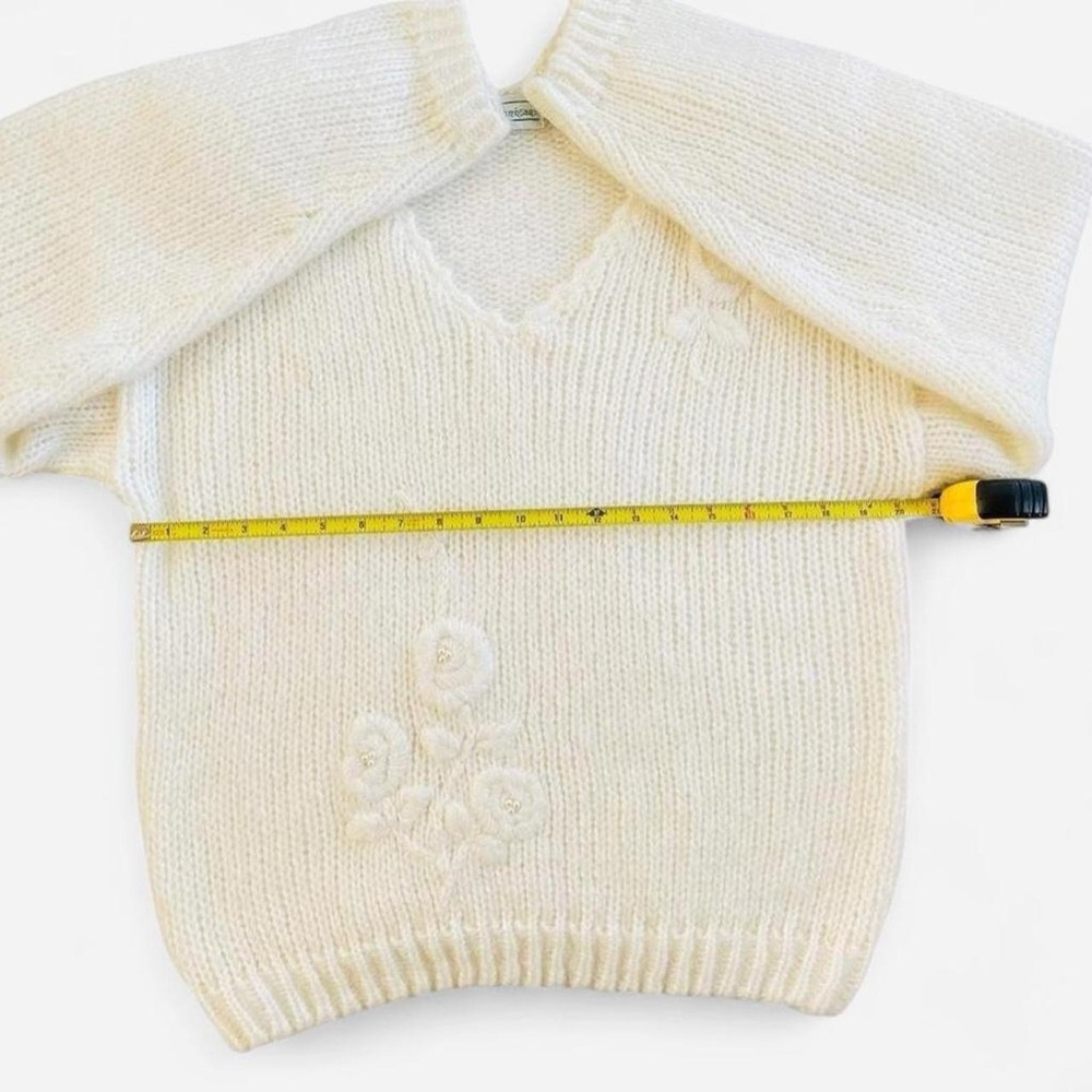 Vintage Shenanigans Cream Ivory Tone Soft Cozy Knit Sweater with Flowers Pearls - Picture 3 of 6